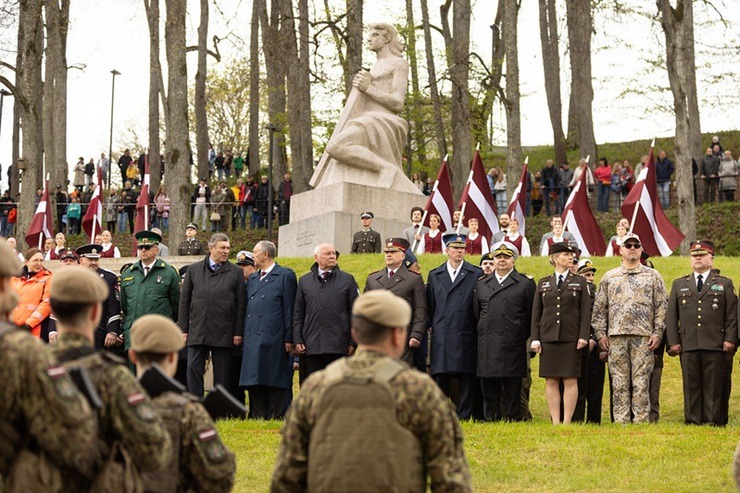 Talsos norisinās Nacionālo bruņoto spēku diena – Brīvības svētki 370766