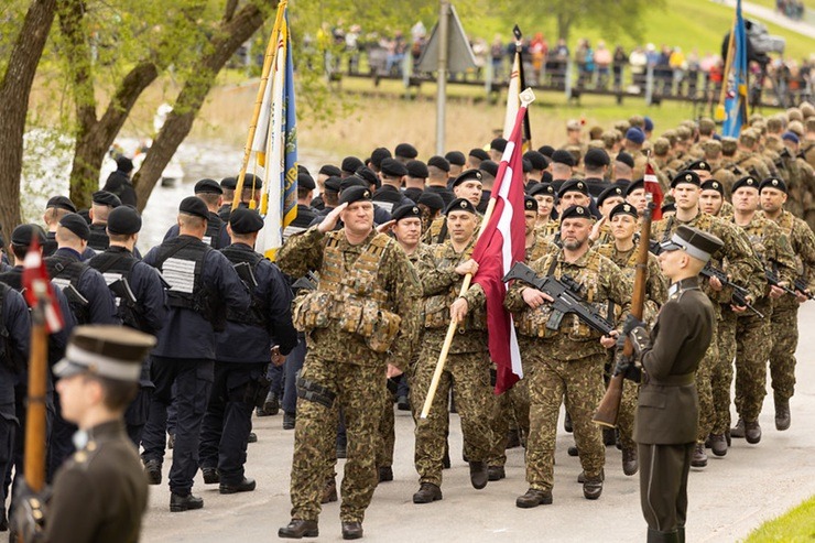 Talsos norisinās Nacionālo bruņoto spēku diena – Brīvības svētki 370771