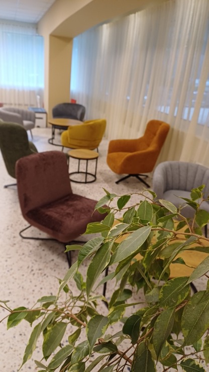 Rehabilitācijas centrā «Jaunķemeri» ir atklāta jauna atpūtas telpa 1.stāvā. Foto: Jaunkemeri.lv 371027