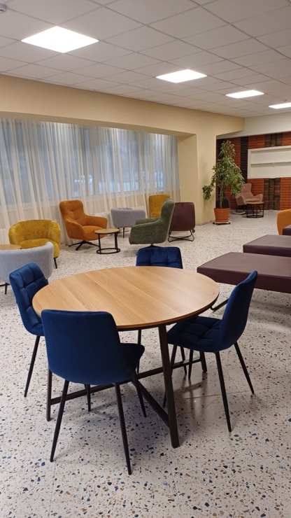 Rehabilitācijas centrā «Jaunķemeri» ir atklāta jauna atpūtas telpa 1.stāvā. Foto: Jaunkemeri.lv 371026