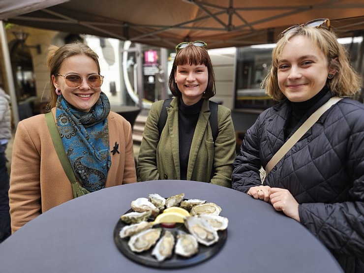 Rīgas restorāns «Buržujs» jau 15. reizi  «Berga bazārā» rīko «Austeru festivālu» 371174