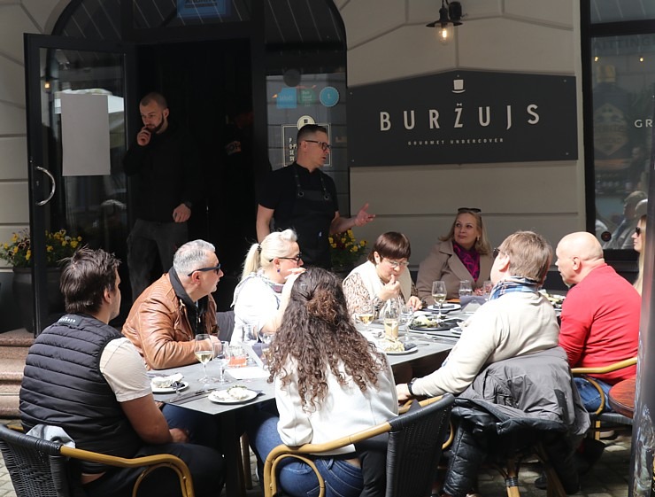 Rīgas restorāns «Buržujs» jau 15. reizi  «Berga bazārā» rīko «Austeru festivālu» 371156