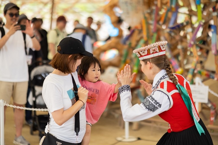 «EXPO 2025 Osaka» Japānā tiek svinēta Latvijas Nacionālā diena «Voice and Echo». Foto: Reinis Oliņš «EXPO 2025 Osaka» Japānā tiek svinēta Latvijas Nacionālā diena «Voice and Echo». Foto: Reinis Oliņš 371338