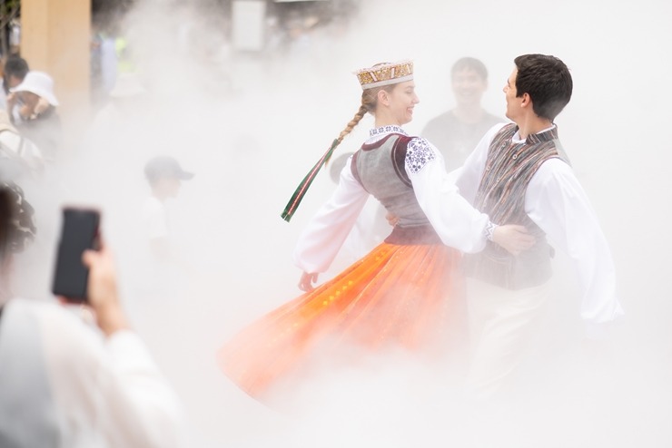 «EXPO 2025 Osaka» Japānā tiek svinēta Latvijas Nacionālā diena «Voice and Echo». Foto: Reinis Oliņš «EXPO 2025 Osaka» Japānā tiek svinēta Latvijas Nacionālā diena «Voice and Echo». Foto: Reinis Oliņš 371331