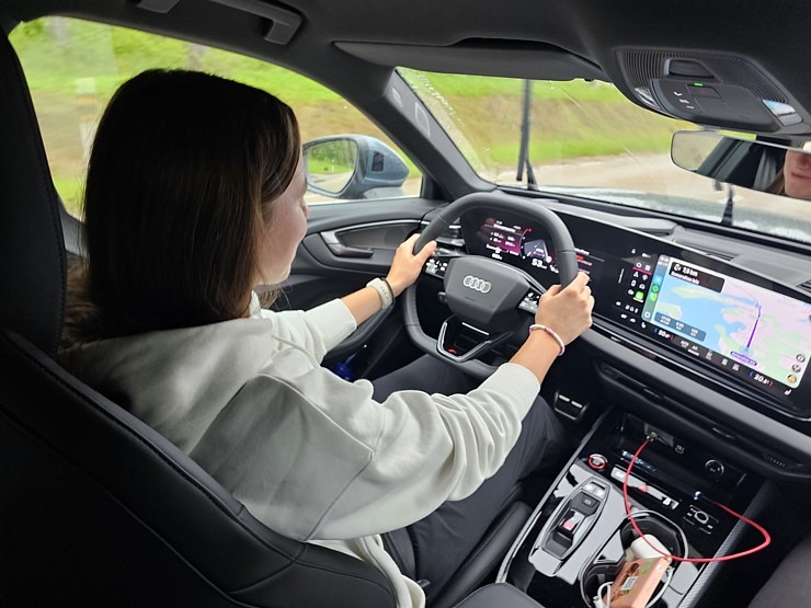 Travelnews.lv apceļo Latviju ar jauno un ceļojumiem draudzīgo «Audi A5 Avant» 371873