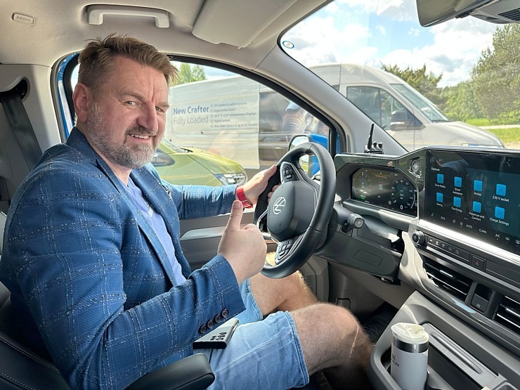Travelnews.lv apmeklē jaudīgos Volkswagen komerctransporta zīmola dienas pasākumus 372048
