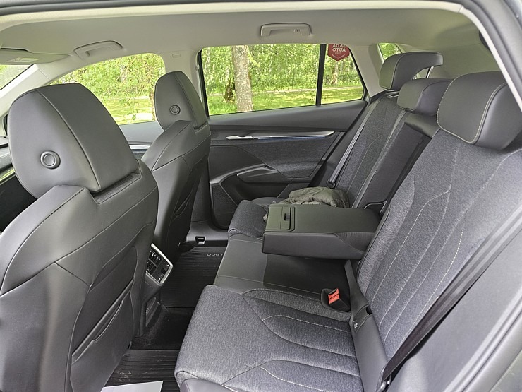 Travelnews.lv ceļo kopā ar «Gada auto» jaunajiem spēkratu pretendentiem 372191
