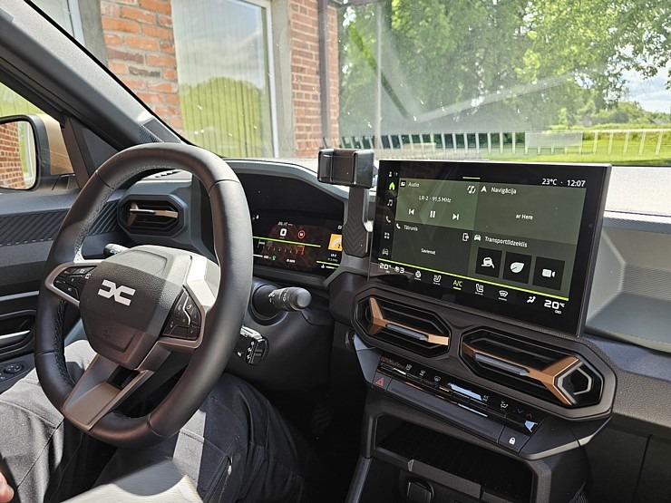 Travelnews.lv ceļo kopā ar «Gada auto» jaunajiem spēkratu pretendentiem 372206