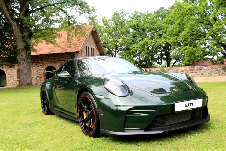 Piedalamies «Porsche Latvija» klientu dienās, lai paceļotu ar dažādiem Porsche 911 un 718 spēkratiem Piedalamies «Porsche Latvija» klientu dienās, lai paceļotu ar dažādiem Porsche 911 un 718 spēkratiem 372524