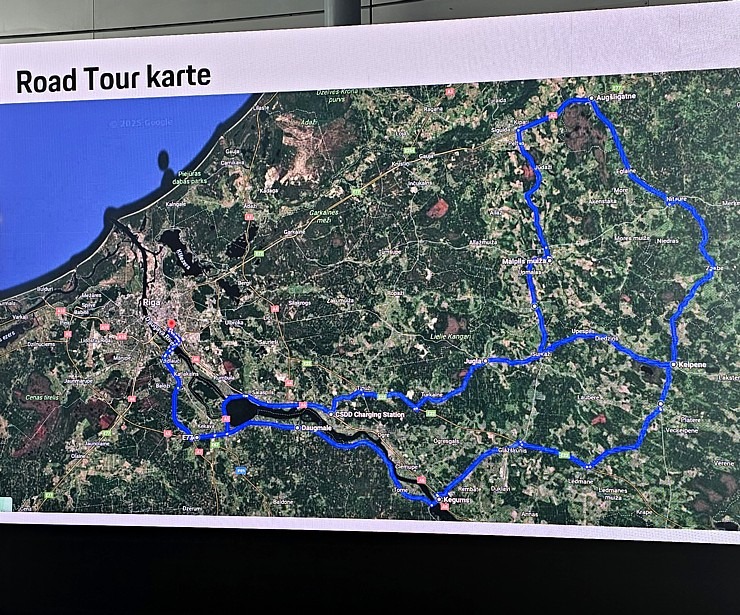 Iepazīstam 300 km garā maršrutā sešus dažādus Porsche 911 un 718 spēkratus 372634