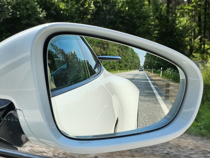 Iepazīstam 300 km garā maršrutā sešus dažādus Porsche 911 un 718 spēkratus 372659