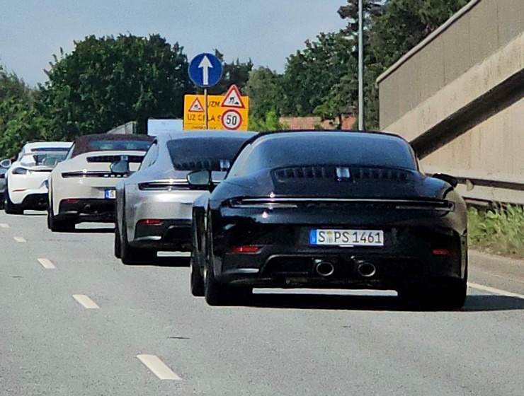 Iepazīstam 300 km garā maršrutā sešus dažādus Porsche 911 un 718 spēkratus 372635