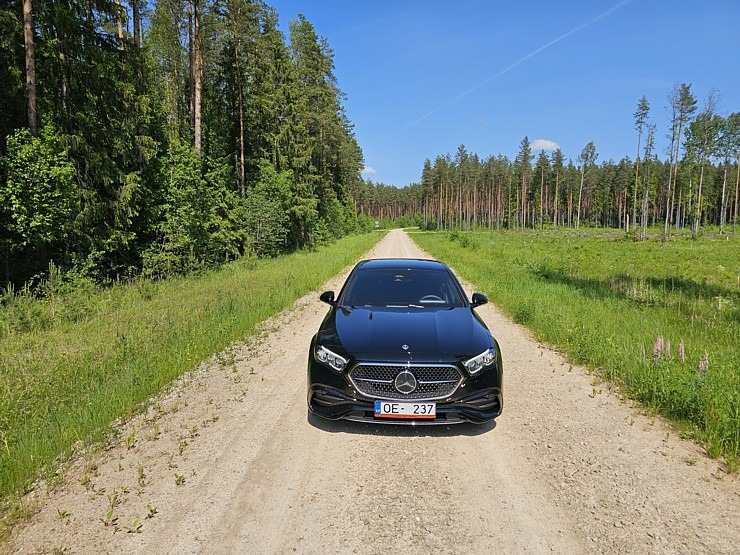 Sadarbībā ar auto nomu «SIXT Latvija» un «Mercedes-Benz E 200 Sedan» apceļojam Latgali 372738