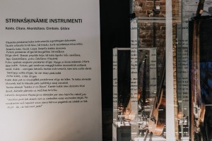 Latvijas dzelzceļa vēstures muzejā apskatāma mūzikas instrumentu kolekcijas izstāde «Pieskāriens» - Foto