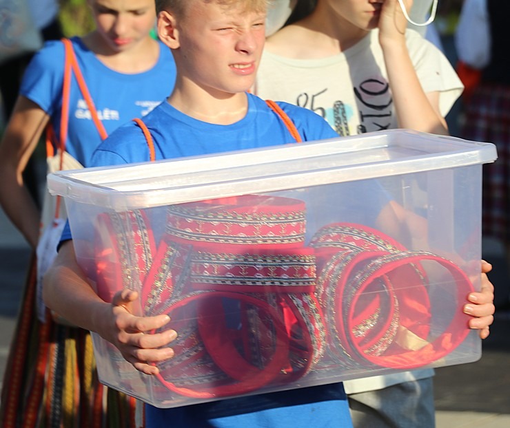 Foto mirkļi no deju lielkoncerta «Es atvēru Laimas dārzu» - XIII Latvijas Skolu jaunatnes dziesmu un deju svētki Foto mirkļi no deju lielkoncerta «Es atvēru Laimas dārzu» - XIII Latvijas Skolu jaunatnes dziesmu un deju svētki 373627