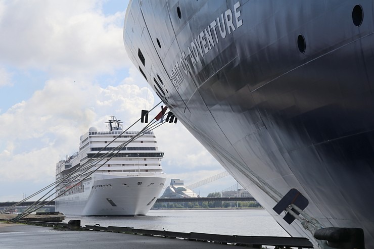 Rīgā pirmo reizi ienāk luksus kruīzu kuģis «Spirit of Adventure», kas pieder britu kompānijai «Saga Cruises» 373861