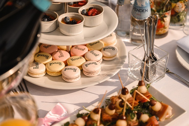 «L’elegante Pop-Up Picnic» – Baltā vasaras tradīcija, kas Rīgu iedvesmo jau vienpadsmito gadu 373914