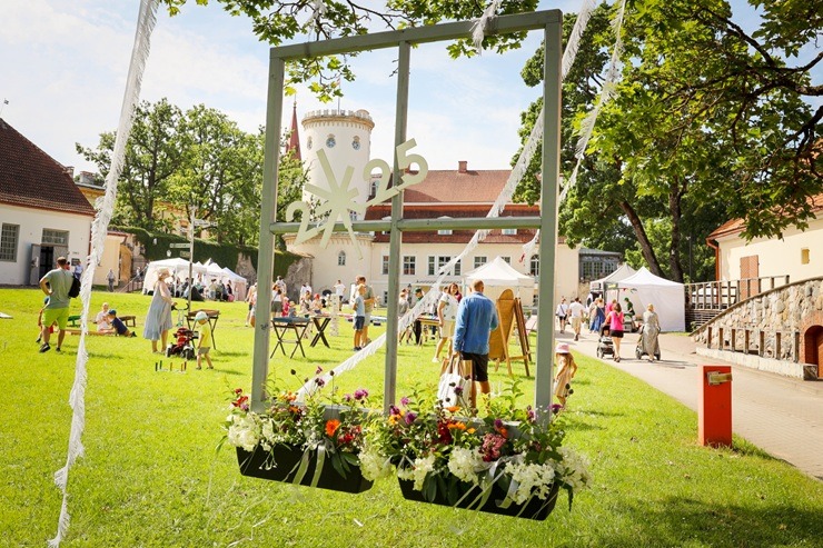 Cēsis ar vērienu svin pilsētas svētkus 374001