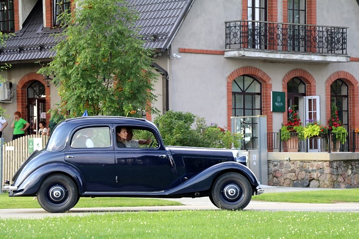 Daži foto mirkļi no Latvijas Antīko automobiļu kluba brauciena 2025.gada jūlijā 374383