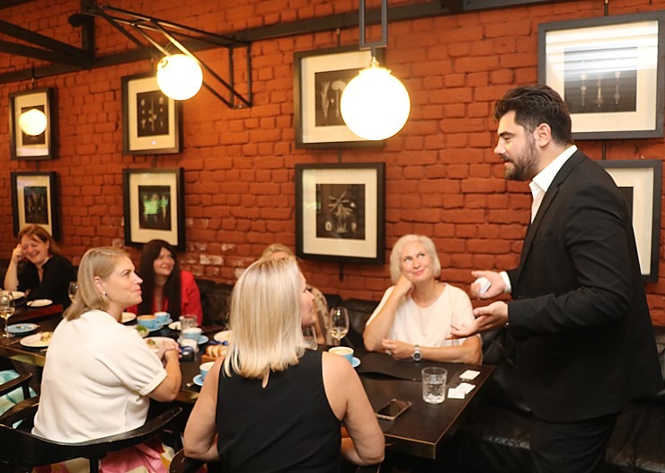 Tūroperators «Coral Travel Latvia» brokastīs garšīgi iepazīstina Latvijas tūrisma firmas ar Turcijas «Alibey Hotels & Resorts» piedāvājumu Tūroperators «Coral Travel Latvia» brokastīs garšīgi iepazīstina Latvijas tūrisma firmas ar Turcijas «Alibey Hotels & Resorts» piedāvājumu 374476