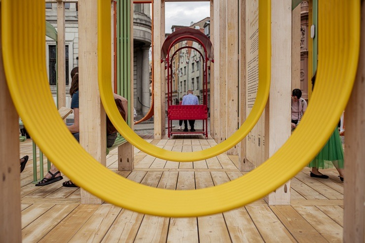 Rīgas centrā iemājojusi interaktīvā lasītava 374512