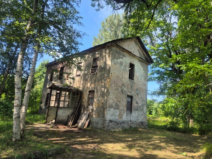Travelnews.lv kopā ar ķepaini Šeidinu iepazīt Daugavgrīvas cietoksni Rīgā 374612