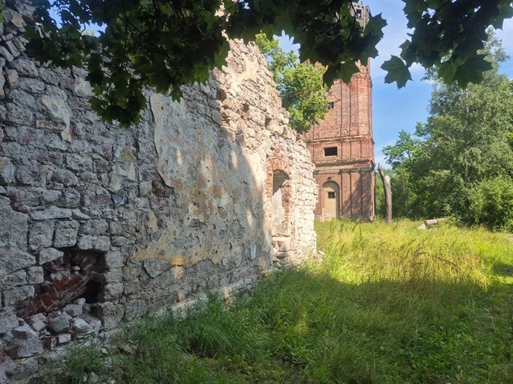 Travelnews.lv kopā ar ķepaini Šeidinu iepazīt Daugavgrīvas cietoksni Rīgā 374606