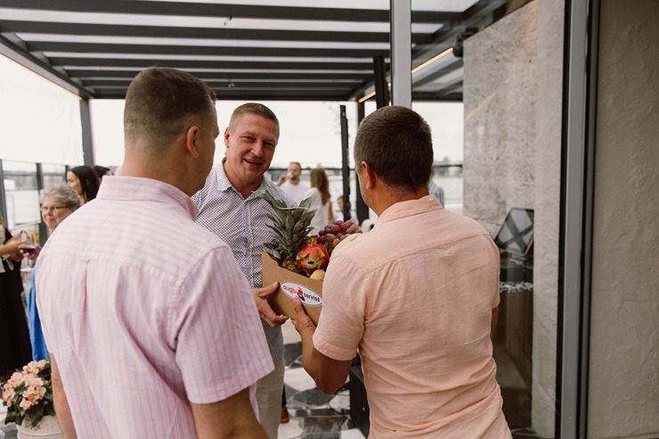 Rīgā durvis apmeklētājiem ver jauns grieķu restorāns 374839