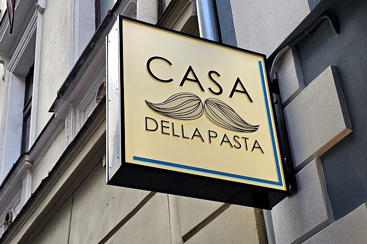 Vecrīgā atver jaunu itāļu restorānu «Casa Della Pasta», kur atradās slavenais «XL Pelmeņi» 374888