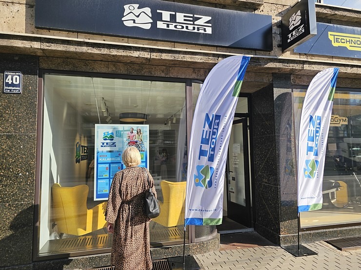 Brīvības ielas 40 pagalma svētki pulcē slavenības un «Tez Tour Latvija» sadarbības partnerus 375347