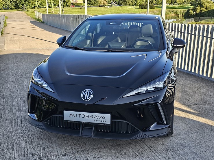 Leģendārais britu auto zīmols «MG» ar autocentru «Autobrava» palīdzību ienāk Latvijā 375384