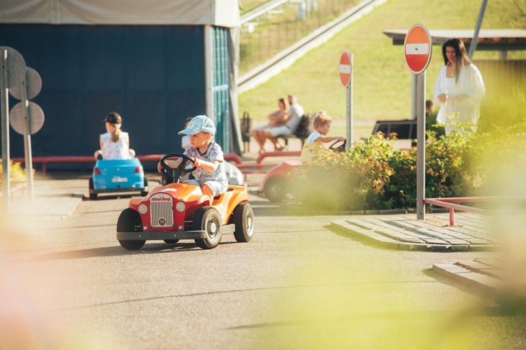 Atklāj vasaras prieku Ventspils Piedzīvojumu parkā 375459