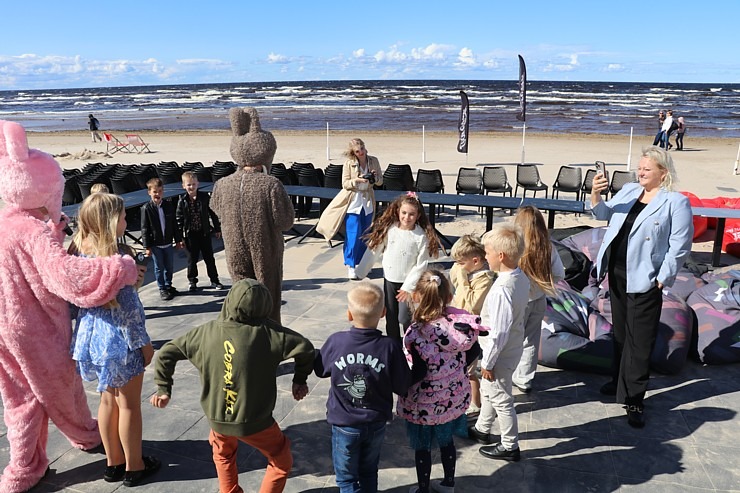 «Coral Travel Latvia» ar Turcijas viesnīcu tīklu «Maxx Royal Resorts» ielūdz tūrisma konsultantus uz Jūrmalu kopā ar bērniem 375708