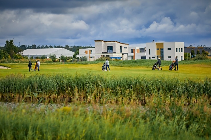 «Jurmala Golf Club & Hotel» ar Turcijas viesnīcu tīklu «Maxx Royal Resorts» rīko golfa turnīru Piņķos. Foto: Igors Timofejevs «Jurmala Golf Club & Hotel» ar Turcijas viesnīcu tīklu «Maxx Royal Resorts» rīko golfa turnīru Piņķos. Foto: Igors Timofejevs 375991