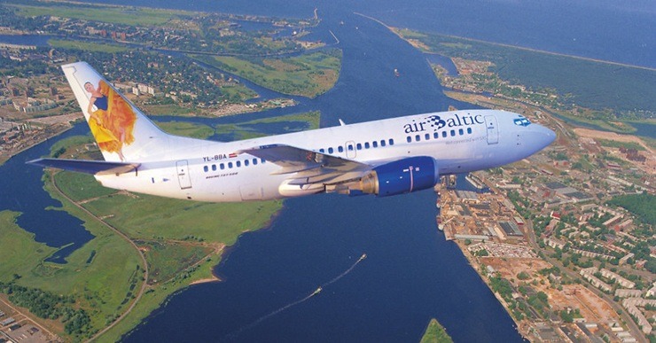 Latvijas nacionālās lidsabiedrības «airBaltic» 30 gadi bildēs 376032