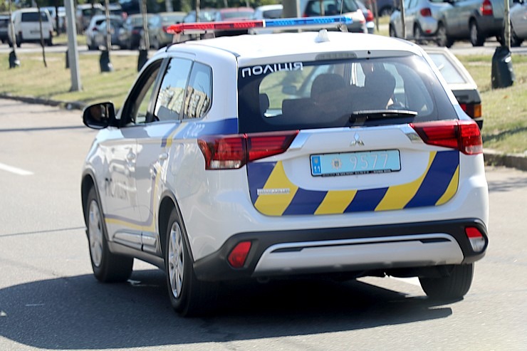 Daži foto mirkļi no Čerkasiem Ukrainā, kur tika nogādās Latvijā ziedotās skolas somas. Sadarbībā ar auto nomu «SIXT» Daži foto mirkļi no Čerkasiem Ukrainā, kur tika nogādās Latvijā ziedotās skolas somas. Sadarbībā ar auto nomu «SIXT» 376300