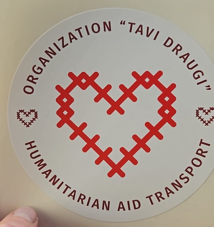 Daži foto mirkļi no Čerkasiem Ukrainā, kur tika nogādās Latvijā ziedotās skolas somas. Sadarbībā ar auto nomu «SIXT» Daži foto mirkļi no Čerkasiem Ukrainā, kur tika nogādās Latvijā ziedotās skolas somas. Sadarbībā ar auto nomu «SIXT» 376331