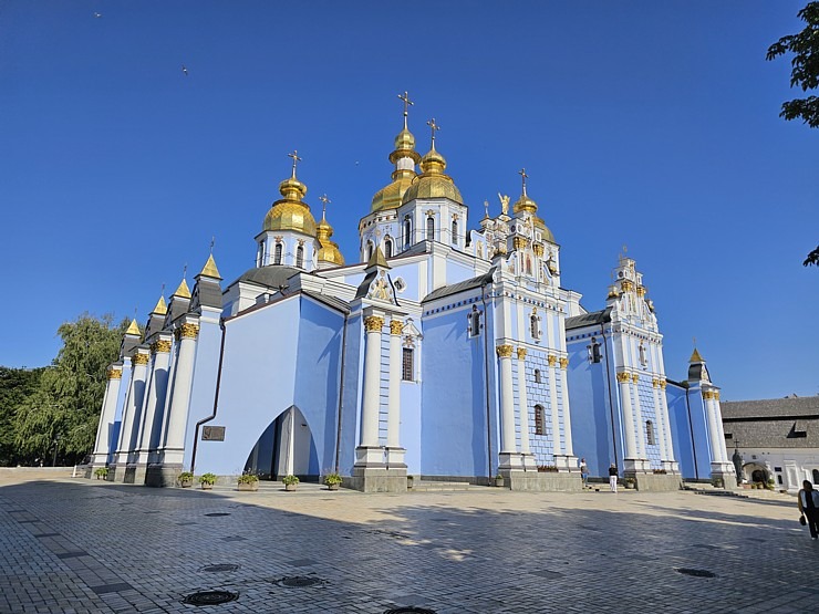 Atceļā uz Latviju vienu diennakti pavadām Ukrainas galvaspilsētā. Sadarbībā ar SIXT 376574