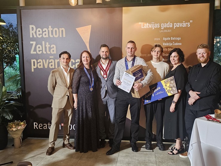 «Latvijas gada pavārs 2025» Emīls Skalbergs, restorāns «John - John chefs hall» un «Latvijas pavārzellis 2025» - Rota Gundega Klētniece, restorāns «Fe «Latvijas gada pavārs 2025» Emīls Skalbergs, restorāns «John - John chefs hall» un «Latvijas pavārzellis 2025» - Rota Gundega Klētniece, restorāns «Fe 376662