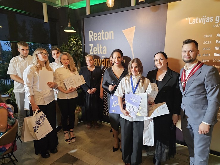 «Latvijas gada pavārs 2025» Emīls Skalbergs, restorāns «John - John chefs hall» un «Latvijas pavārzellis 2025» - Rota Gundega Klētniece, restorāns «Fe «Latvijas gada pavārs 2025» Emīls Skalbergs, restorāns «John - John chefs hall» un «Latvijas pavārzellis 2025» - Rota Gundega Klētniece, restorāns «Fe 376664