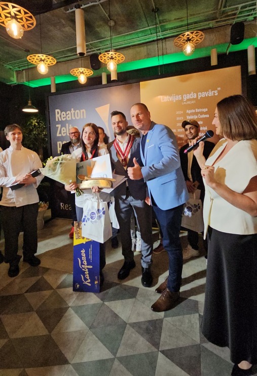 «Latvijas gada pavārs 2025» Emīls Skalbergs, restorāns «John - John chefs hall» un «Latvijas pavārzellis 2025» - Rota Gundega Klētniece, restorāns «Fe «Latvijas gada pavārs 2025» Emīls Skalbergs, restorāns «John - John chefs hall» un «Latvijas pavārzellis 2025» - Rota Gundega Klētniece, restorāns «Fe 376669