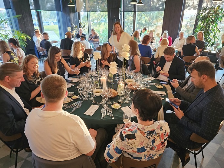 «Latvijas gada pavārs 2025» Emīls Skalbergs, restorāns «John - John chefs hall» un «Latvijas pavārzellis 2025» - Rota Gundega Klētniece, restorāns «Fe «Latvijas gada pavārs 2025» Emīls Skalbergs, restorāns «John - John chefs hall» un «Latvijas pavārzellis 2025» - Rota Gundega Klētniece, restorāns «Fe 376628