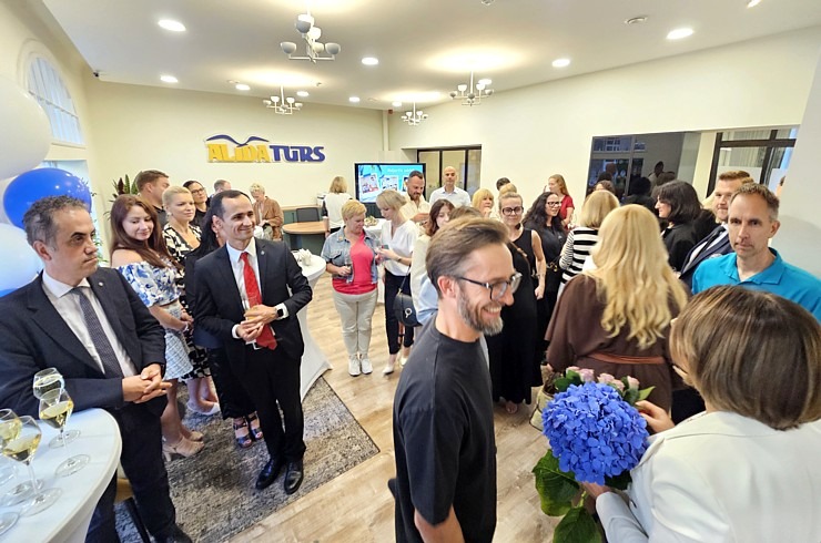 Latvijas tūroperators «Alida Tūrs» iegūst jaunu īpašnieku un jaunas biroja telpas Rīgā 376710