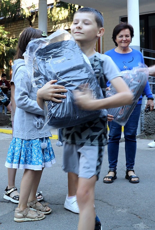 Daži foto mirkļi no Ukrainas - projekts «Skolas somas Ukrainai» ar «SIXT» 376772