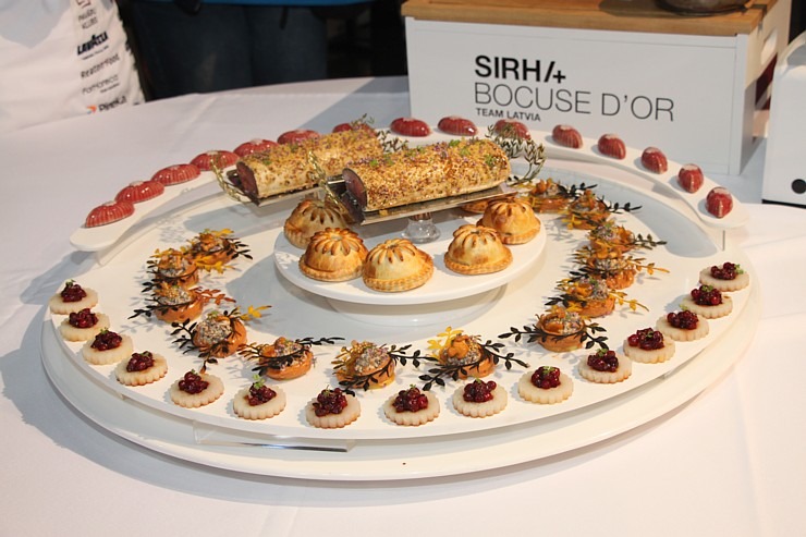 Prestižo kulinārijas konkursa «Bocuse dOr Latvia 2025» balvu iegūst šefpavārs Dinārs Zvirgzdiņš 376799