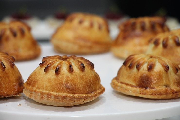 Prestižo kulinārijas konkursa «Bocuse dOr Latvia 2025» balvu iegūst šefpavārs Dinārs Zvirgzdiņš 376836