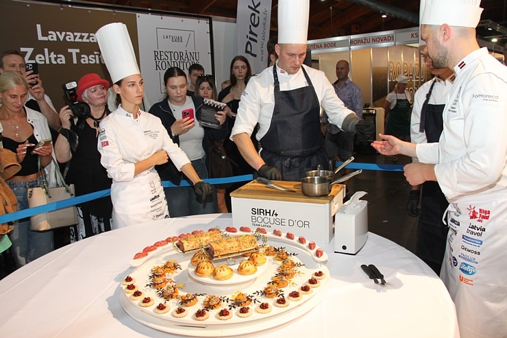 Prestižo kulinārijas konkursa «Bocuse dOr Latvia 2025» balvu iegūst šefpavārs Dinārs Zvirgzdiņš 376840