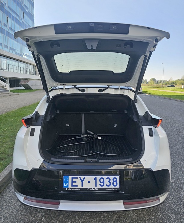 Apceļojam Rīgu ar elektrisko vāģi «Lynk & Co 02» no Ķīnas, ko Latvijā pārstāv «Mūsa Motors Rīga» Apceļojam Rīgu ar elektrisko vāģi «Lynk & Co 02» no Ķīnas, ko Latvijā pārstāv «Mūsa Motors Rīga» 376891