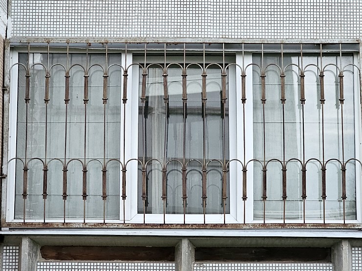 Pļavnieku režģotie māju logi - neierasts skats uz Rīgu jebkuram Rietumeiropas tūristam 377362