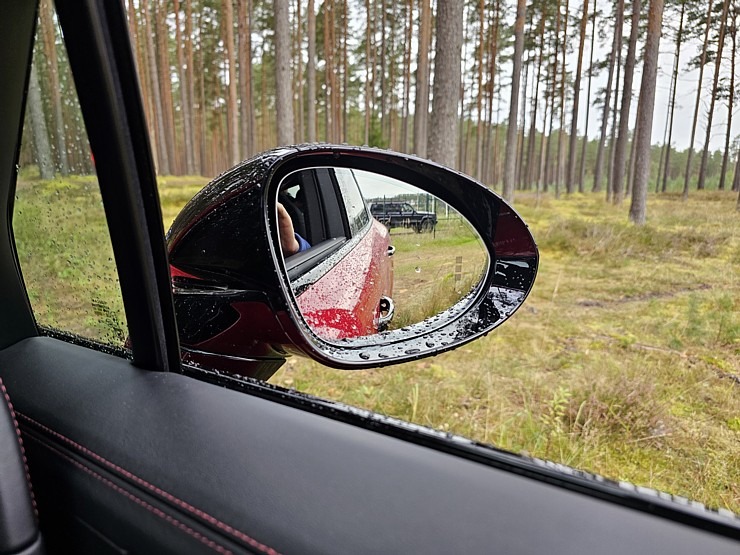 Travelnews.lv piedalās jaudīgā «Porsche Off-Road Experience» pasākumā, kas notiek sporta kompleksā «333» 377533